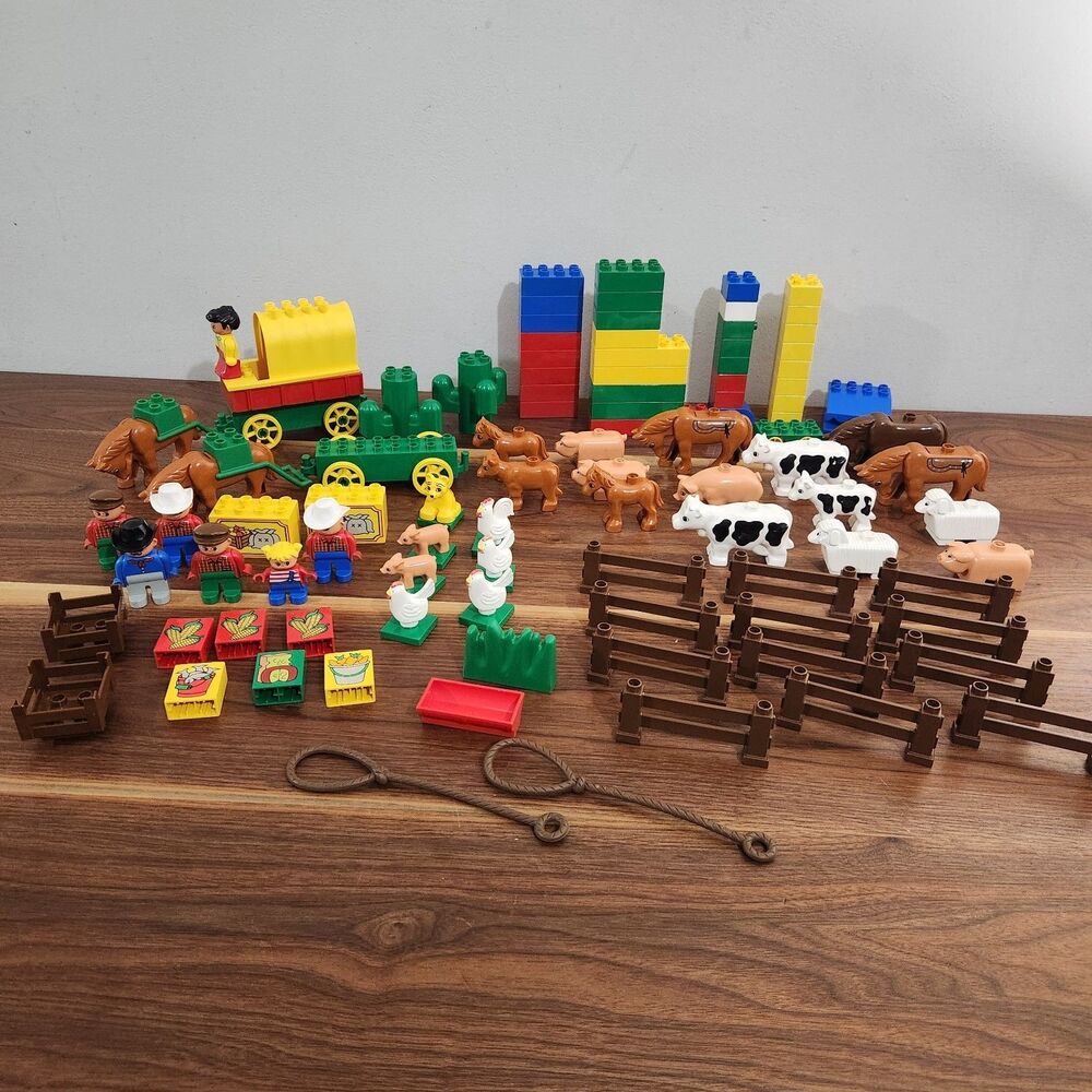 LEGO Duplo Vintage Western Town Farm Animals Set Lot of 100 Pieces Figures